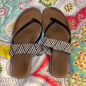 Skechers flip flops